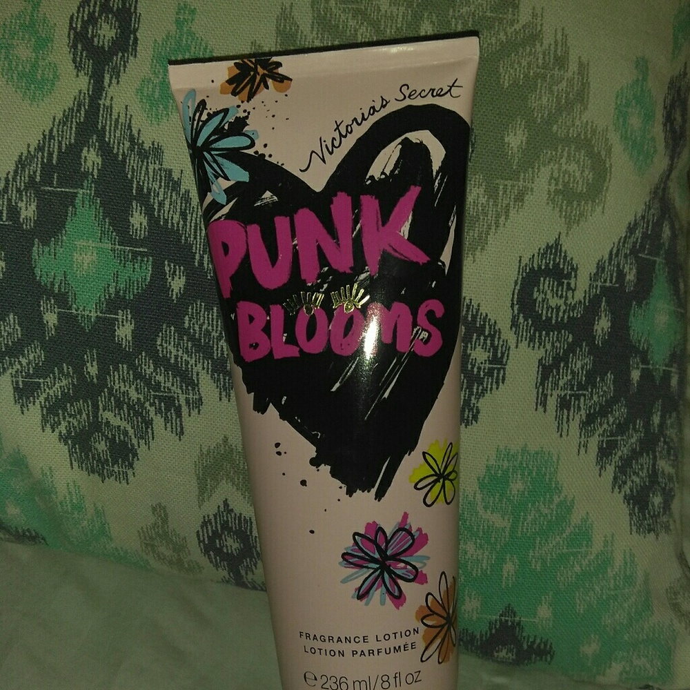 Vs punk blooms